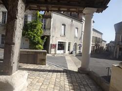 Brocante des Halles, Villebois-Lavalette - Horaires d'ouverture
