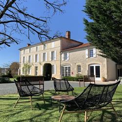 Domaine du Prieuré - LOGIS Hôtel, Tonnay-Boutonne - Horaires d'ouverture