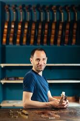 Christian Charlemagne Luthier, Lyon - Horaires d'ouverture