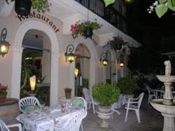 Les Airelles - Apparthôtel les Tilleuls - Restaurant Le Médiéval, Saint-Macaire - Horaires d'ouverture