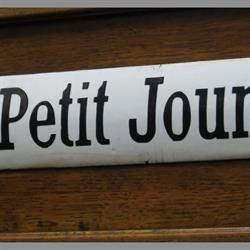 Le Petit Journal, Paris - Horaires d'ouverture
