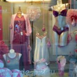 A Fleur De Peau, Bourg-Madame - Horaires d'ouverture