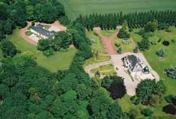 Domaine de la Muette, Fresneaux-Montchevreuil - Horaires d'ouverture