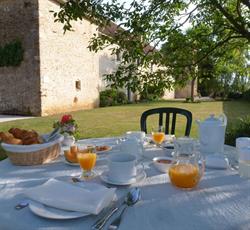 Château de Ribourdin : Chambres d’hôtes de charme, Chevannes - Horaires d'ouverture
