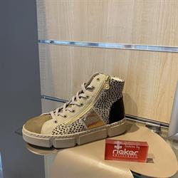 Les Chaussures de Sophie, Saint-Aubin-du-Cormier - Horaires d'ouverture