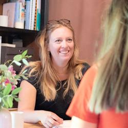 Fanny Toulmond - Naturopathe, Réflexologue, Massage - Fertilité, Femme enceinte, Enfants, Allonzier-la-Caille - Horaires d'ouverture