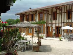 La Cour en bas - Chambres d'hôtes - Clévacances 3 clés, Saint-Amand-sur-Fion - Horaires d'ouverture