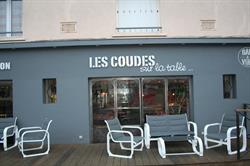 Les coudes sur la table, Chantepie - Horaires d'ouverture