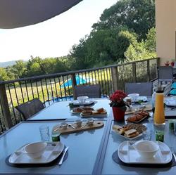 Chambres d'hôtes familiales Le Grand Noyer Ambronay, - Horaires d'ouverture