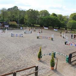 Ecuries de Locquillec Pension pour chevaux, Baye - Horaires d'ouverture