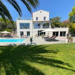 Diamond Villa 5 Star, Nice - Horaires d'ouverture