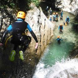 Vertical Way Canyoning, Grenoble - Horaires d'ouverture