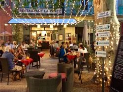 Restaurant La Place, Villecroze - Horaires d'ouverture