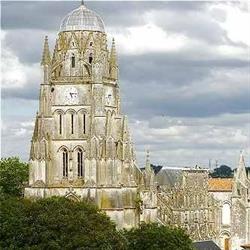 Cathédrale Saint-Pierre, Saintes - Horaires d'ouverture