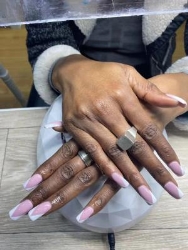 Xin Xin version ongles, Paris - Horaires d'ouverture