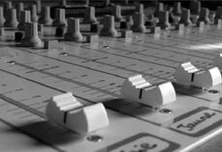 Décibel FM, Saint-Céré - Horaires d'ouverture