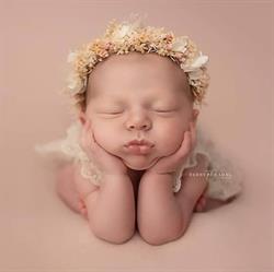 Fanny Duhamel - Photographe Naissance, Grossesse, située à proximité d'Arras et de Lille, Ablain-Saint-Nazaire - Horaires d'ouverture