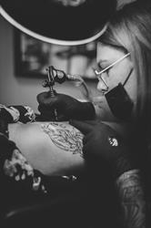 Hope Valentine Tattoo Shop, Le Poujol-sur-Orb - Horaires d'ouverture