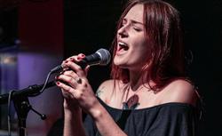 Jeanne Ripka - Cours de chant, coaching, Toulouse - Horaires d'ouverture
