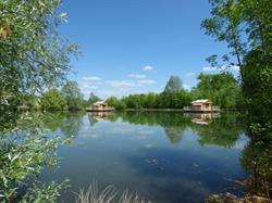 Cabanes flottantes du LAC DE PELISSE, Douzains - Horaires d'ouverture