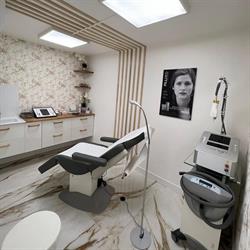 CENTRE LASER HEBEL - Détatouage et Epilation définitive, Toulon - Horaires d'ouverture