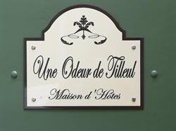 Une Odeur de Tilleul. Charme, piscine, au calme pour particuliers et professionnels, Montbrison - Horaires d'ouverture