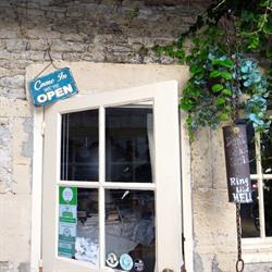 Normandy Beach B&B, Arromanches-les-Bains - Horaires d'ouverture