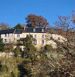 Vue sur la Vézère - Chambres d'hôtes, Treignac - Horaires d'ouverture