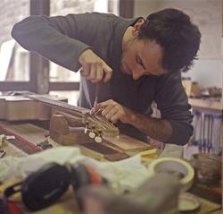 Clément Rossat Luthier Guitare, Vienne - Horaires d'ouverture