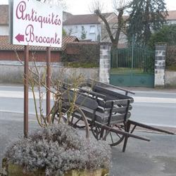 La Brocante de la Gare Tocane Saint Apre, Tocane-Saint-Apre - Horaires d'ouverture