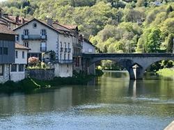 LES GÎTES Cantaliens, Laroquebrou - Horaires d'ouverture