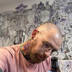 Chari'ink tattoo, Lons-le-Saunier - Horaires d'ouverture