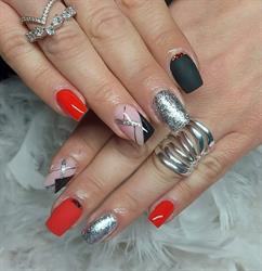 Nails addict by angie, Bouc-Bel-Air - Horaires d'ouverture