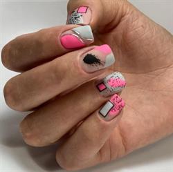 Laura Beauté des Ongles, Saint-Florent - Horaires d'ouverture