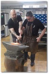 L'Antre du Viking - Un Normand sur les volcans - Coutellerie, Salers - Horaires d'ouverture