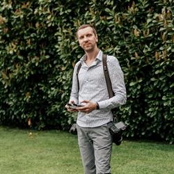 Objectif Rouge - vidéaste photographe, Thiant - Horaires d'ouverture